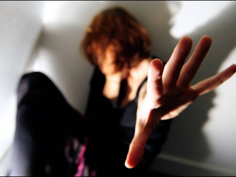 15enne violentata dai cugini. Uccisa dai genitori perché incinta