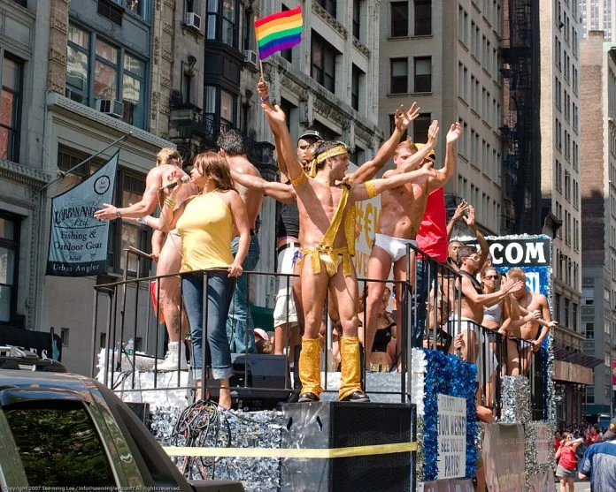 Gay Pride a New York per celebrare i cinquant’anni di Stonewall