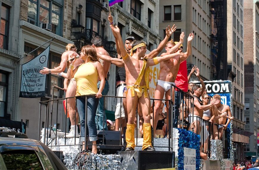 Gay Pride a New York per celebrare i cinquant’anni di Stonewall