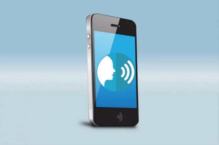 Siri: L'assistente vocale potrebbe cedere a terzi le conversazioni