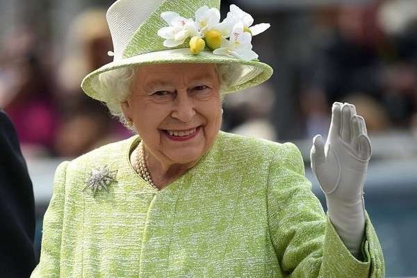 Caro Diario ti scrivo… firmato Elisabetta II