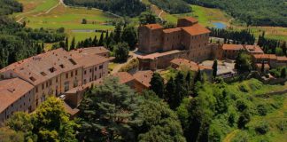 80 assunzioni nel borgo di Castelfalfi in Toscana
