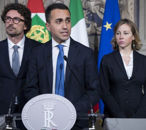 Di Maio: "Mi fiderò del PD solo quando voterà il taglio dei parlamentari"