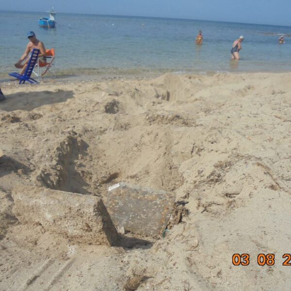 Torre Ovo - Incredibile ritrovamento a pochi metri dalla battigia (Foto)