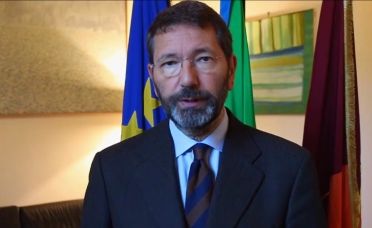 Ignazio Marino ritira le dimissioni
