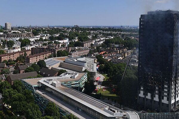 Grenfell Town la trappola di fuoco in cui hanno perso la vita 17 persone