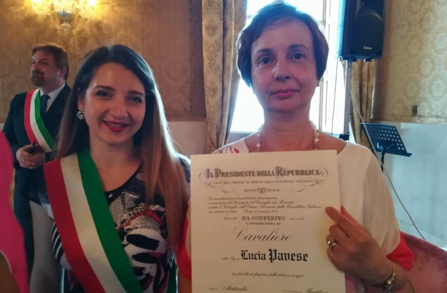 Statte - Onorificenza di cavaliere dell'ordine al merito della Repubblica Italiana alla signora Lucia Pavese