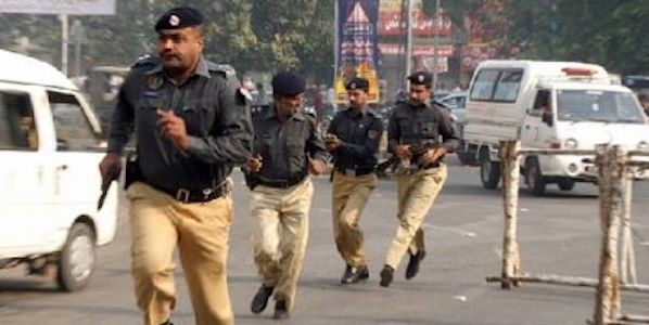 Attacco islamista ad una Università in Pakistan