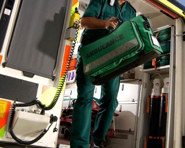 Bergamo: Ragazzo cade dal 4 piano dell'istituto scolastico