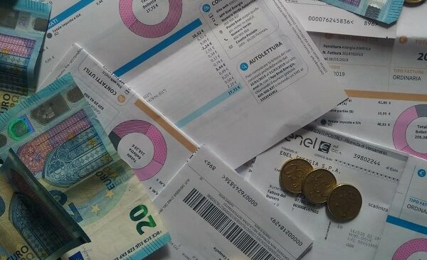 Dal 1 aprile: tagli in bollette di gas e luce