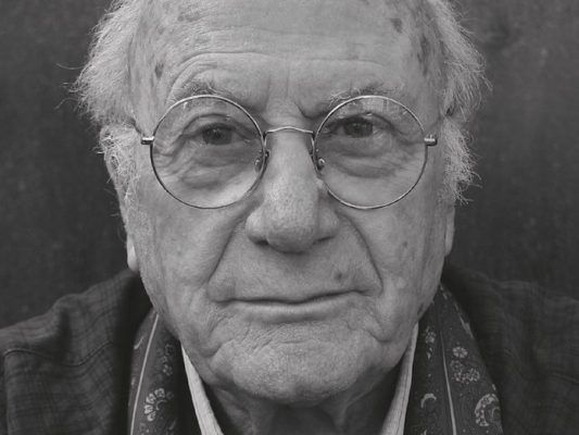 La città di Salerno a lutto: addio al maestro Mario Carotenuto