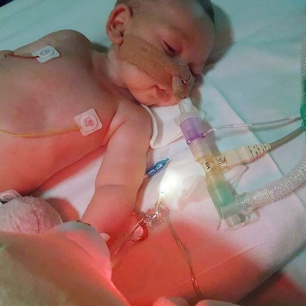 Charlie sta per essere trasferito in un hospice