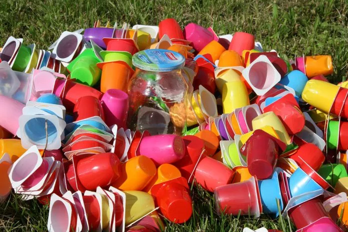 L'UE approva il divieto della plastica entro il 2021