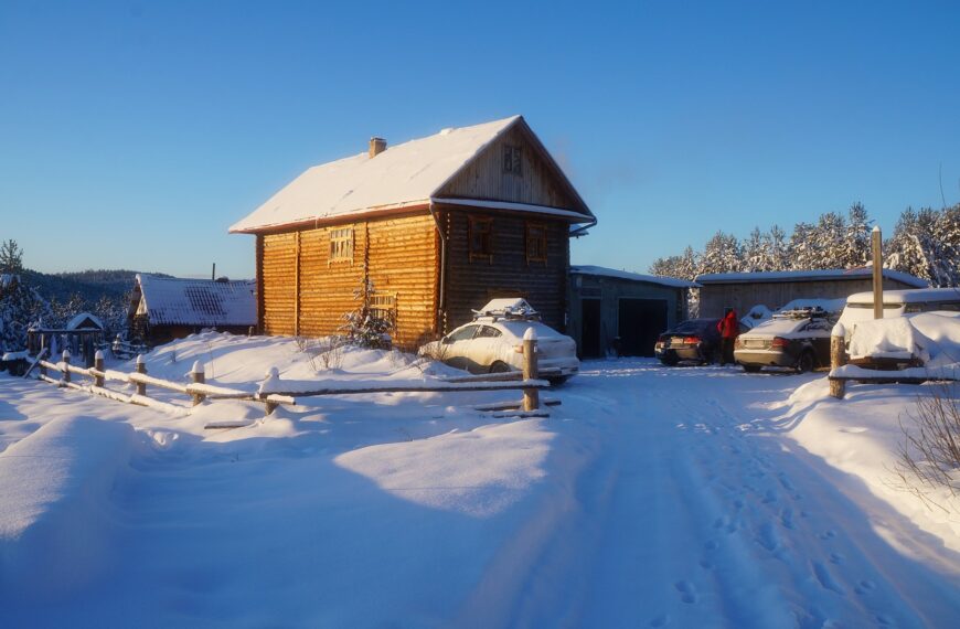 Nonni gettano il nipote nella stufa uccidendolo