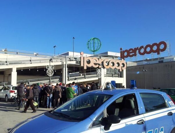 Forconi ad Andria e Barletta: violenza