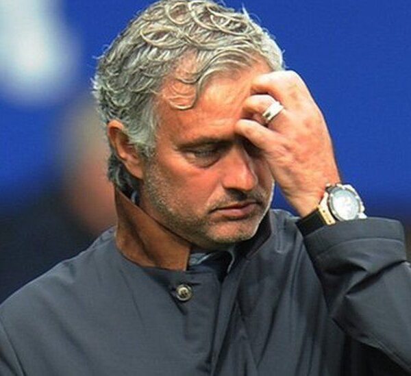 Mourinho esonerato dal Chelsea