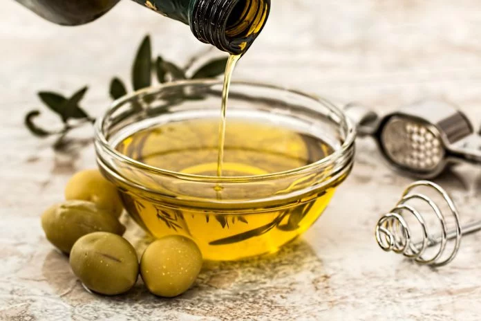 Olio extravergine di oliva: efficace come un medicinale