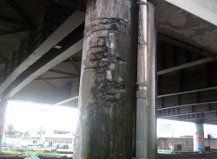 Pilastro fradicio e pericoloso a Casoria