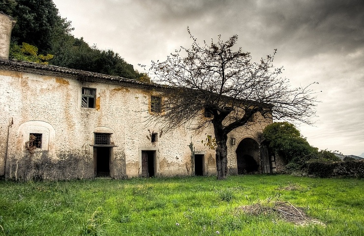 La Leggenda del fantasma del Monastero maledetto