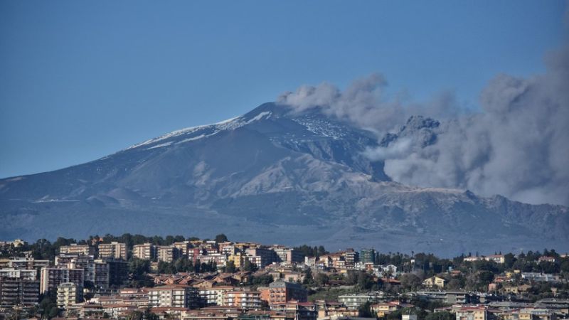 Sisma Etna: magnitudo 4.8 feriti e danni alle abitazioni