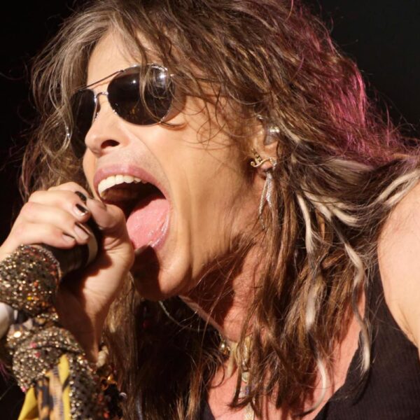 Steven Tyler firma la colonna sonora di "Sin City"