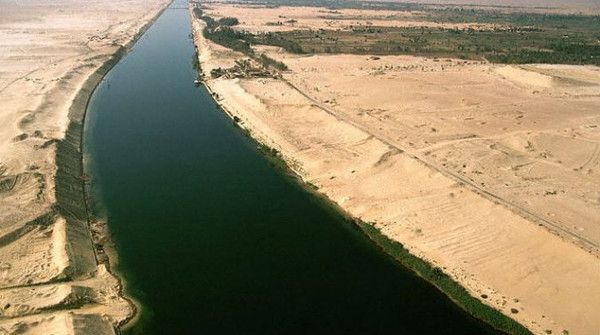 Canale di Suez: l'Egitto progetta un ampliamento