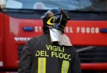 Incendio a Napoli: muore un'anziana nel suo appartamento