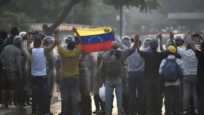 Venezuela: ribelli liberano Lopez