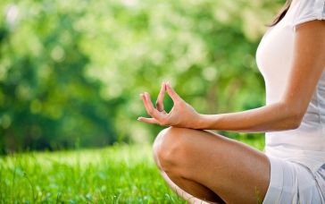Lo yoga per il benessere della salute mentale