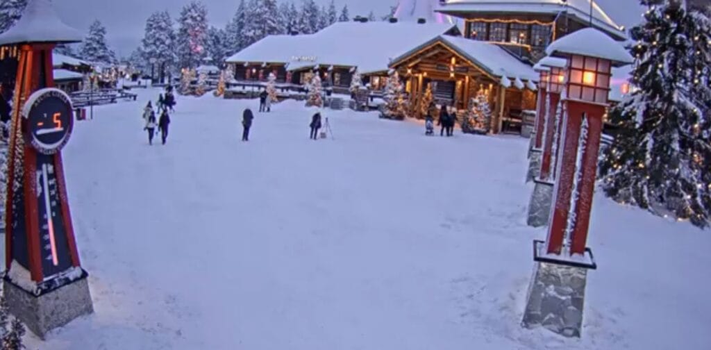 Lapponia Il Villaggio Di Babbo Natale.Il Villaggio Di Babbo Natale In Video Live E Come Ricevere La Lettera Quotidianpost