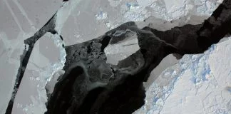 Fratturazioni nel ghiaccio dell'Artico