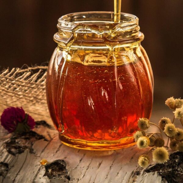 Il miele: proprietà, benefici e utilizzo di un&hellip;