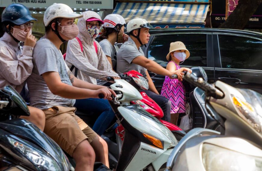 Wuhan, sei nuovi contagi. Scattano i test a tappeto su tutti i cittadini