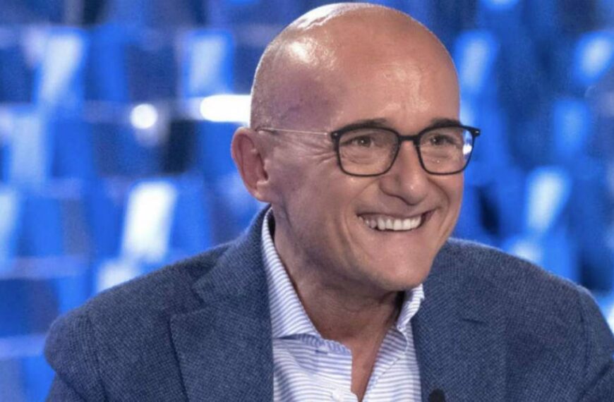 Alfonso Signorini ricoverato: come sta oggi