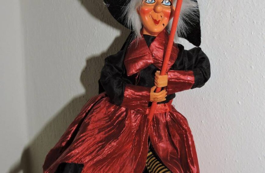 Befana 2021: Messaggi, auguri e frasi divertenti da inviare