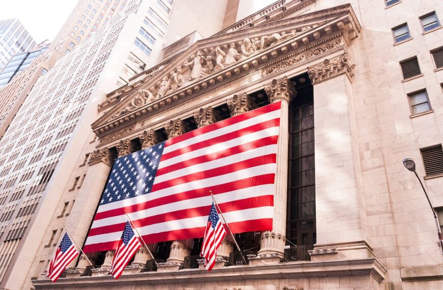 Che differenza c’è tra Nasdaq e Dow Jones e ultime news