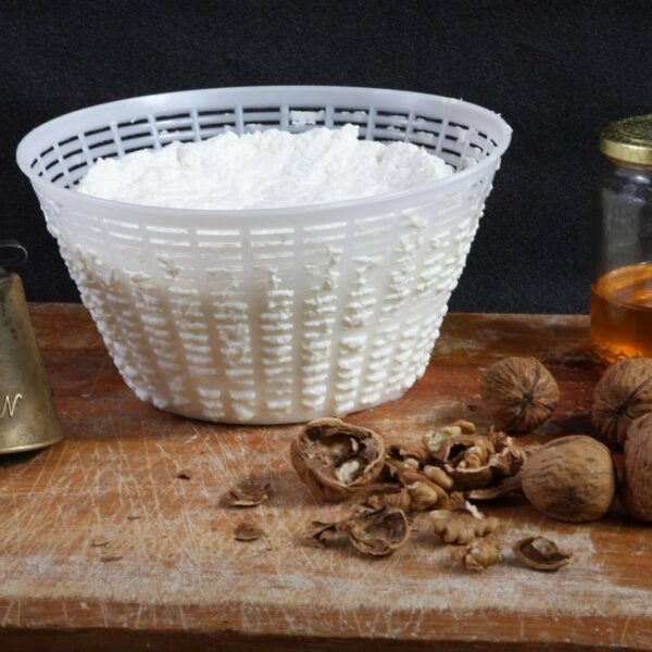 Ricotta fresca fatta in casa: solo 2 ingredienti