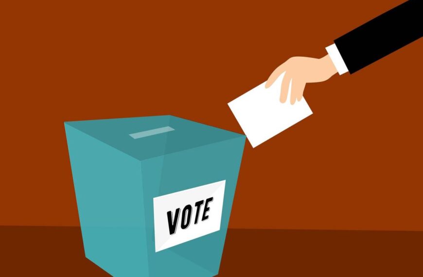 Colombia, Hernandez e Petro si sfidano per la&hellip;