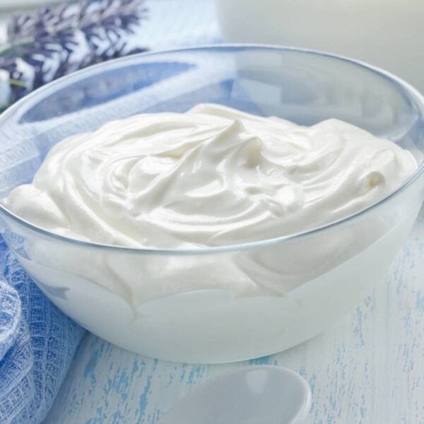 Mousse fredda allo yogurt, pronta in 3 minuti&hellip;