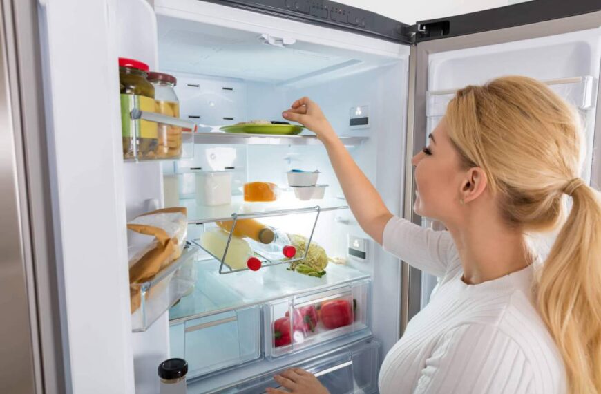 Lascia del bicarbonato in frigo di notte: ecco cosa succede. È pazzesco!