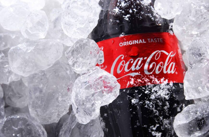 Ritirate bottiglie di Coca Cola dai supermercati: ecco perché [FOTO E LOTTI]