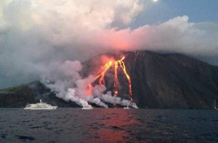 Stromboli. Terremoto e allerta arancione per le eruzioni