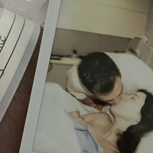 Aurora Ramazzotti è mamma: primi scatti del bebè