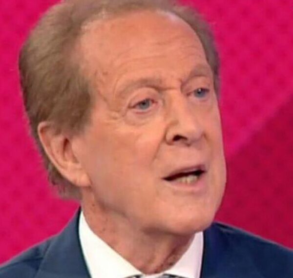 Memo Remigi critica Barbara D’Urso: “Nei suoi programmi&hellip;