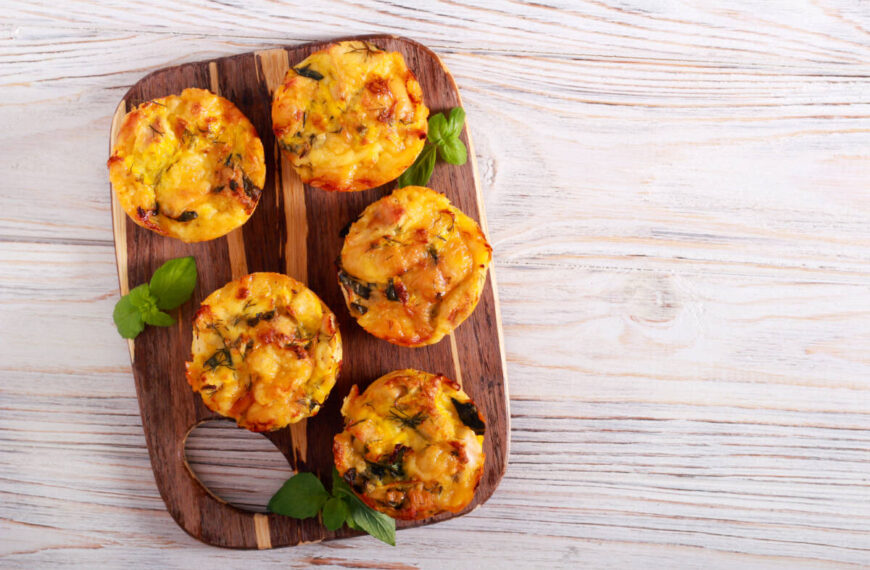 Cestini di patate ripieni di carne tritata in friggitrice ad aria