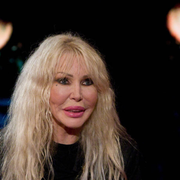 Belve, Ivana Spagna rivela: “Vedo le anime dei&hellip;