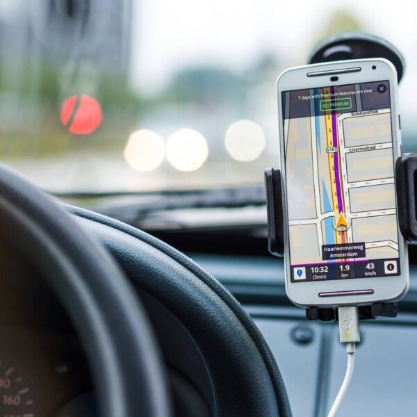 Google Maps, Waze e Apple disattivano i dati&hellip;