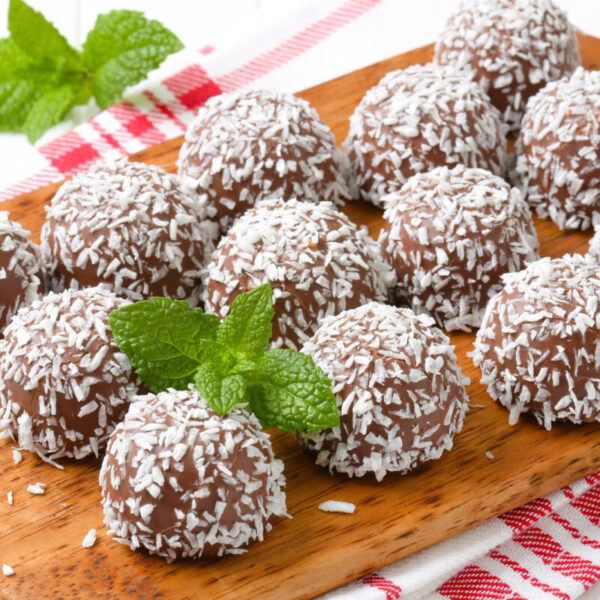 Tartufi tiramisù, i dolcetti natalizi pronti in 5 minuti