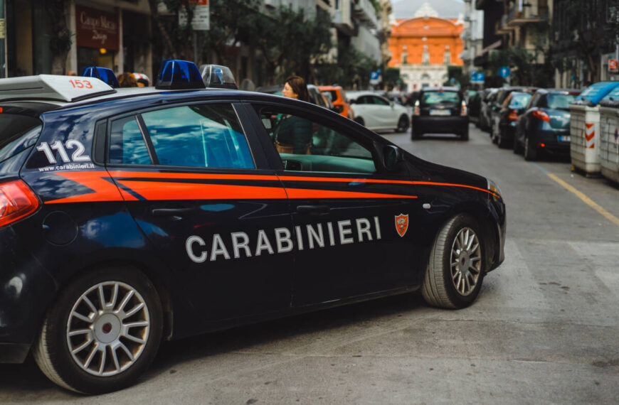 Auto carabinieri