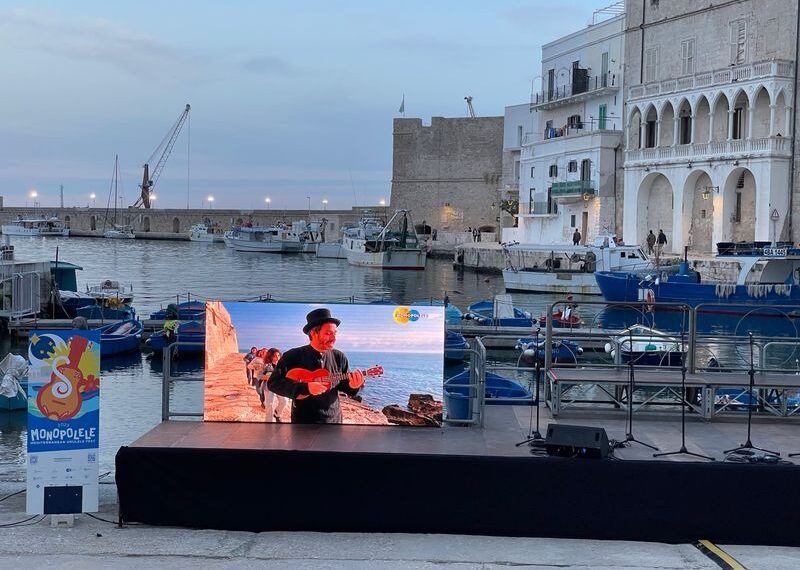Festival dell’ukulele – Monopolele dal 30 maggio al 2 giugno a Monopoli